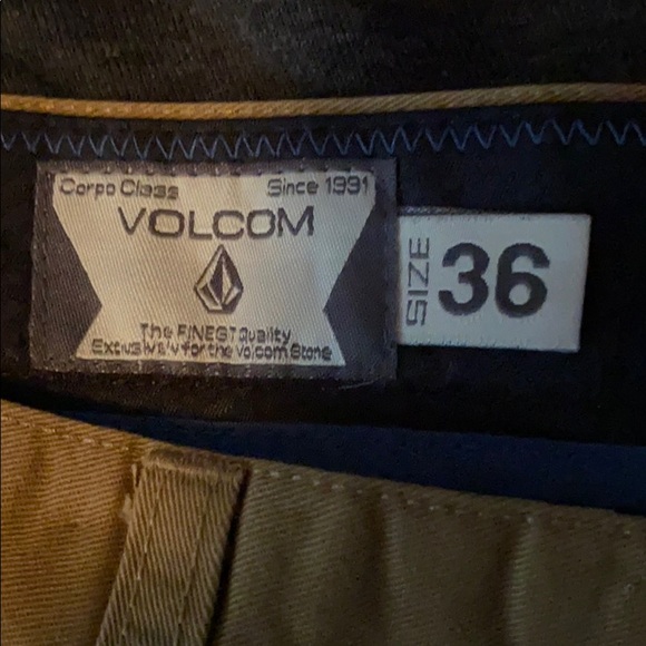 Volcom size 36 shorts - Picture 5 of 5